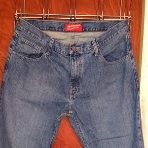 Arizona Jean Company Men's Classic Denim Jeans